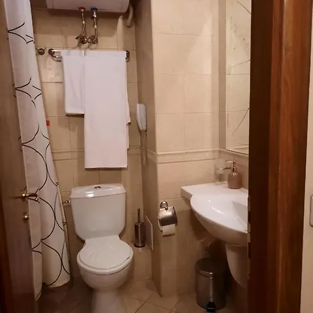 студио в 4 звезди, град Хотел *