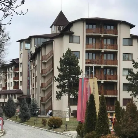 студио в 4 звезди, град Хотел